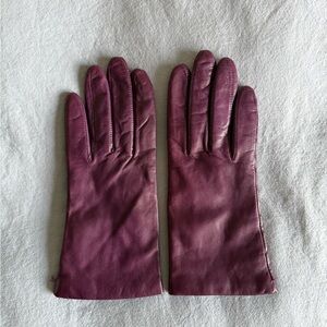 Lord & Taylor Purple Genuine Leather Gloves Size 7.5 Soft Lined